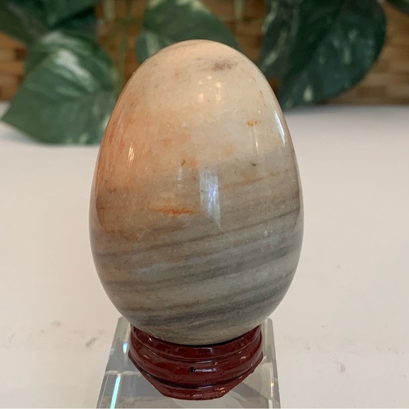 Banded Calcite Crystal Carved Egg Polished Onyx Healing Chakra Stone W Stand 2.5 - Picture 2 of 15